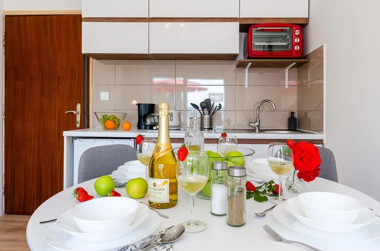 Apartments In Dramalj 39504 Croatia