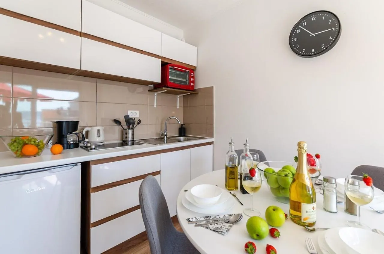 Apartments In Dramalj 39504 Croatia