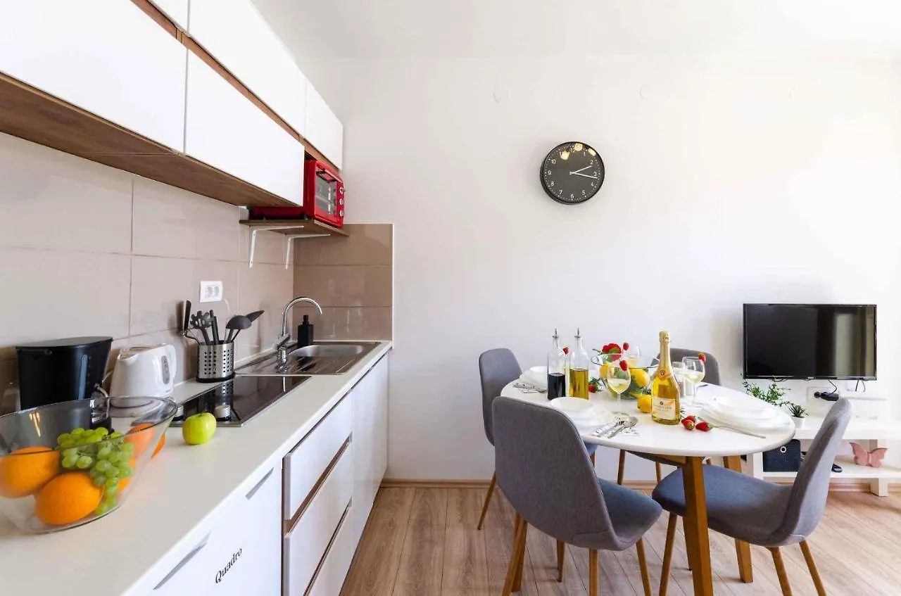 Apartments In Dramalj 39504